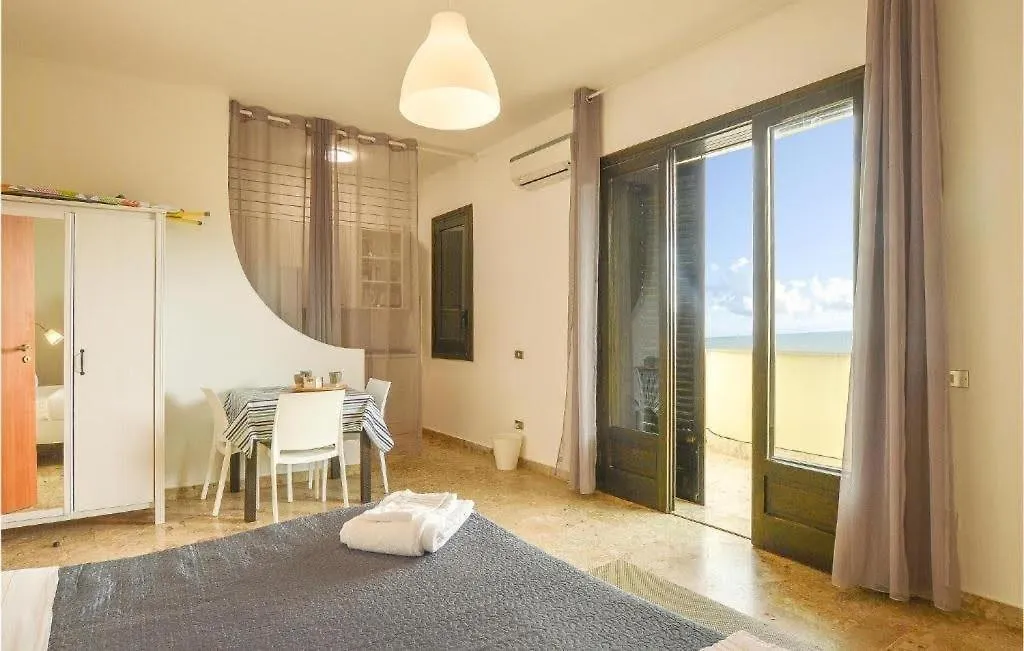 Bahari Beachfront Aparthotel Selinunte مارينيلا دي سيلينونتي شقة